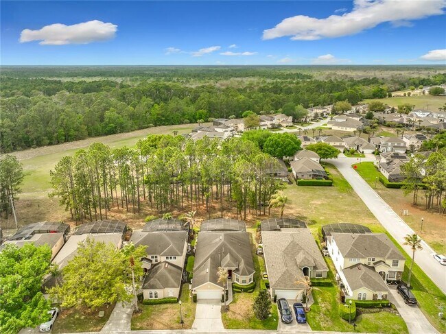 Building Photo - 520 Orista Dr