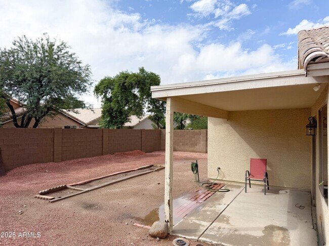 Building Photo - 6757 W Gardenia Ave