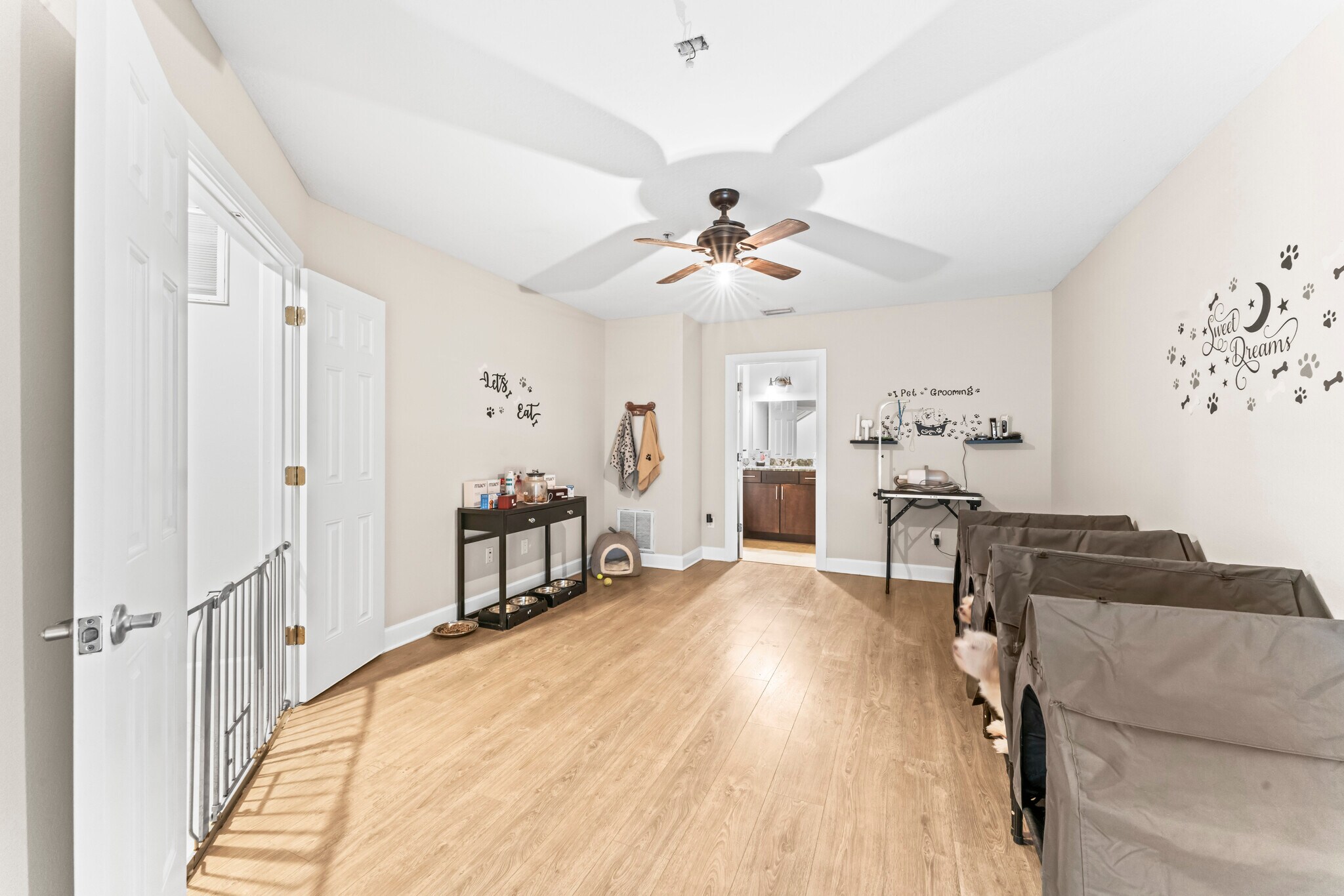 1st floor bedroom - 113 S Newport Ave