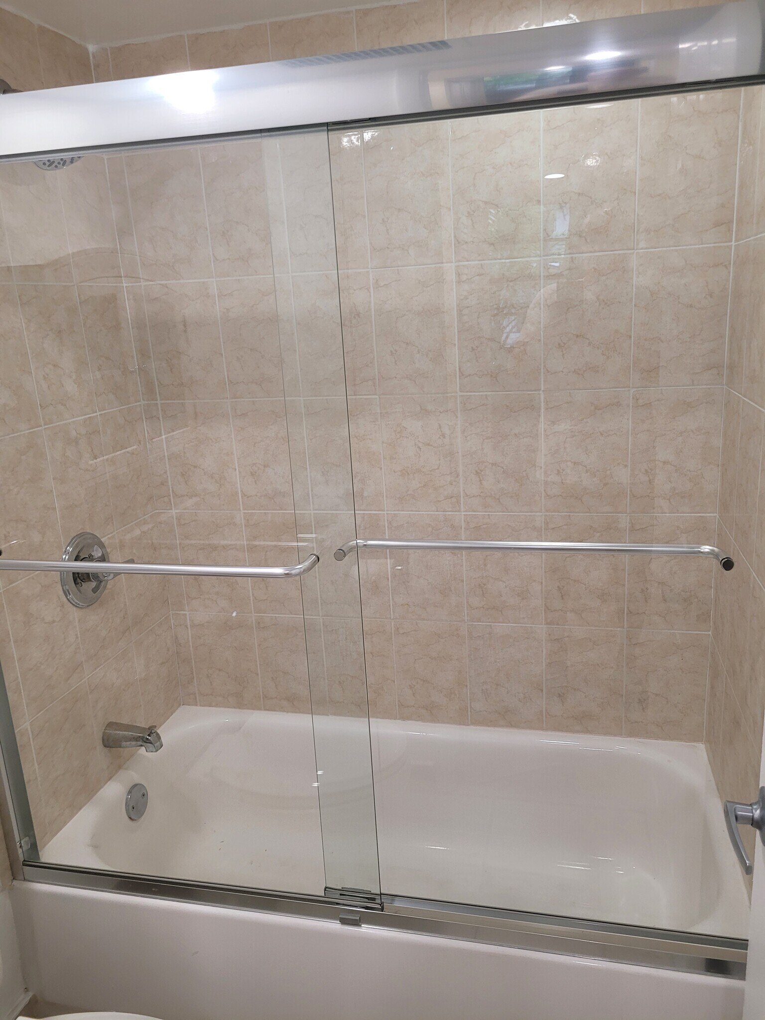 master bathroom - 20400 W Country Club Dr