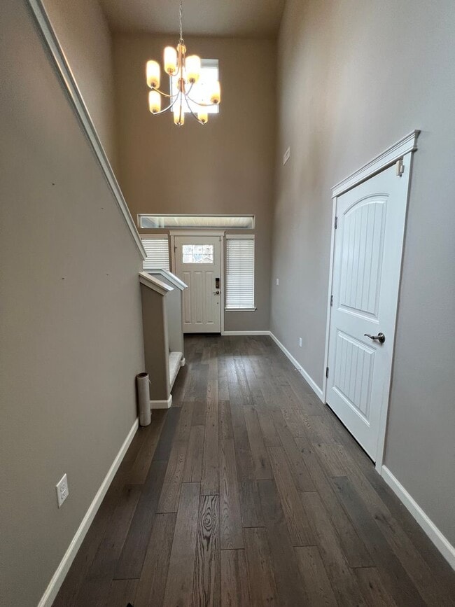 Building Photo - Quiet Luxury in a Forested Cul de Sac with...