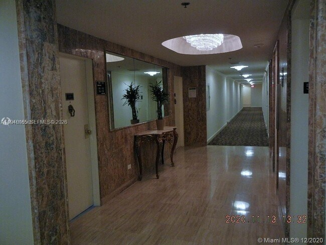 Building Photo - 700 Biltmore Way