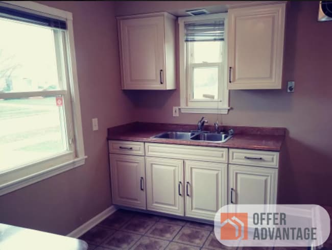 Building Photo - 20730 Nicholas Ave