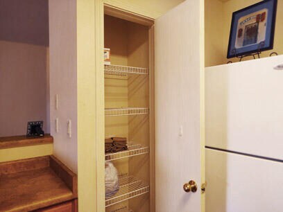 Building Photo - 3420 Old Mill Rd