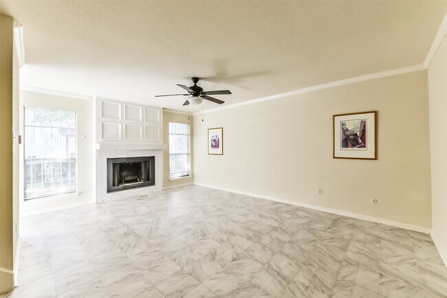 Building Photo - 5917 Fairdale Ln