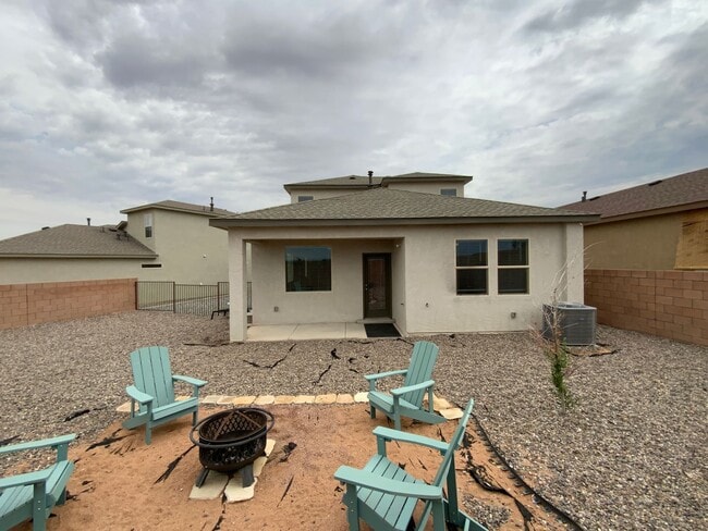 Building Photo - 4 Bedroom Newly Built Home Available Near ...