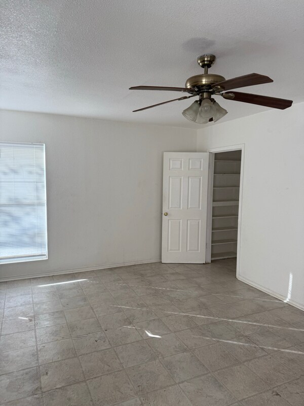 Building Photo - 1316 34th St