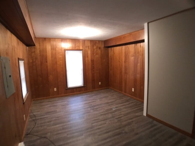 Building Photo - 216 S Race St