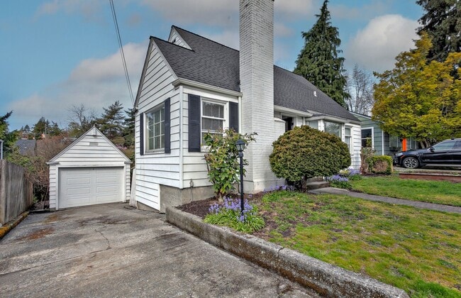 Building Photo - 4bd/1.75ba Seattle House