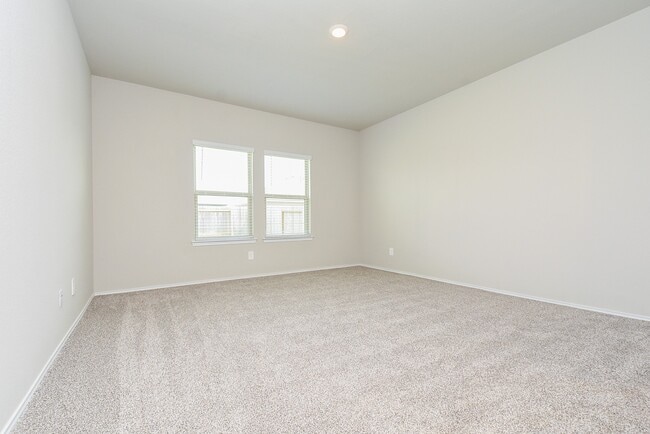 Building Photo - 40530 Birch Shadows Ct
