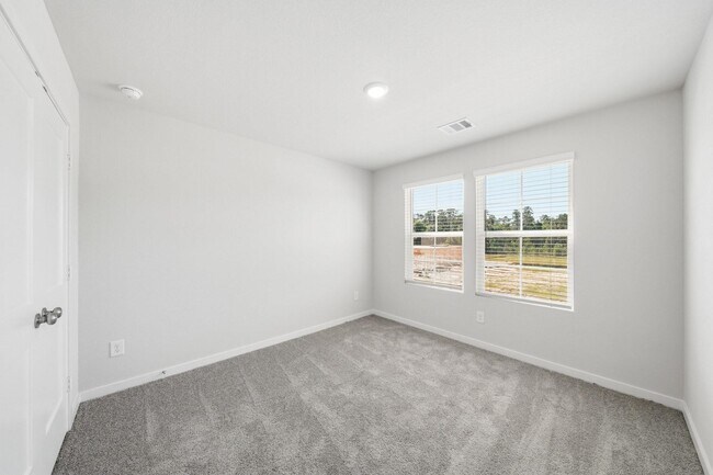 Building Photo - 7749 Bergamot Cir