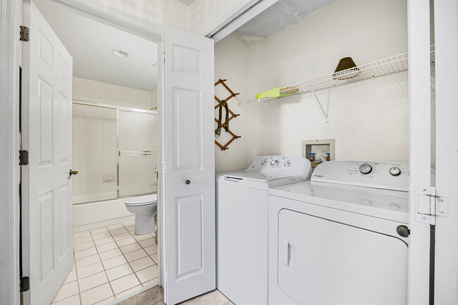 Building Photo - 104 Surfview Dr