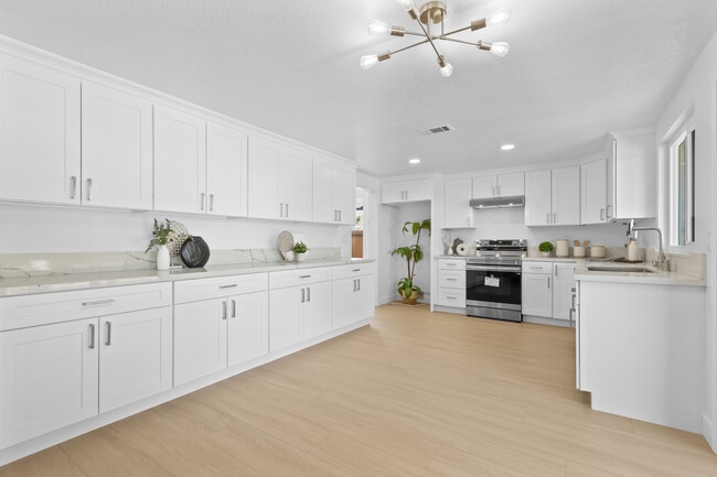 Building Photo - 8647 Cord Way