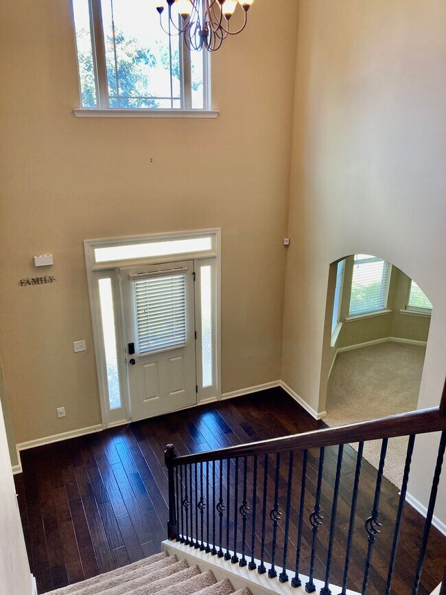 Building Photo - Spacious Grovetown Home