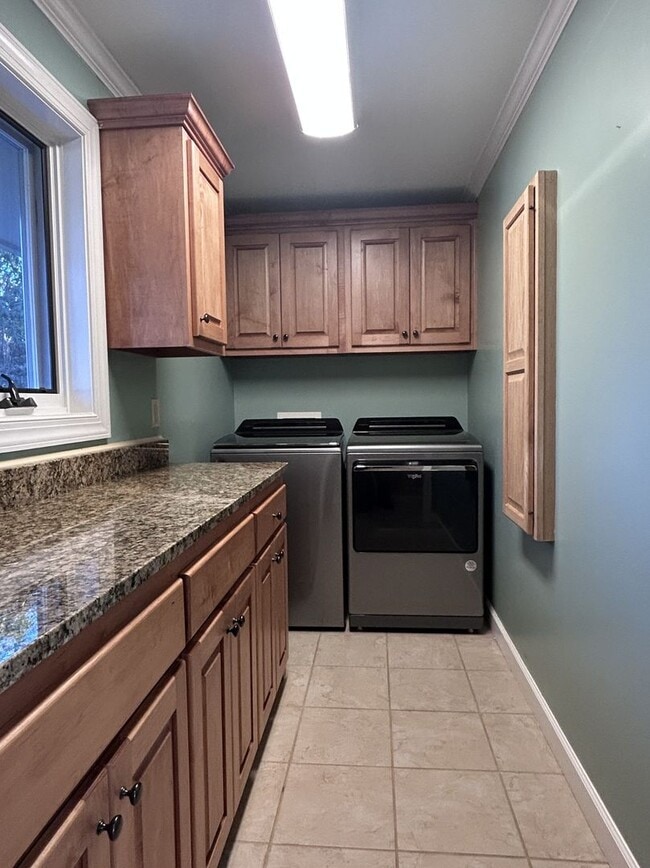 Building Photo - East Boone Beauty with Two Living Spaces & Fireside Charm