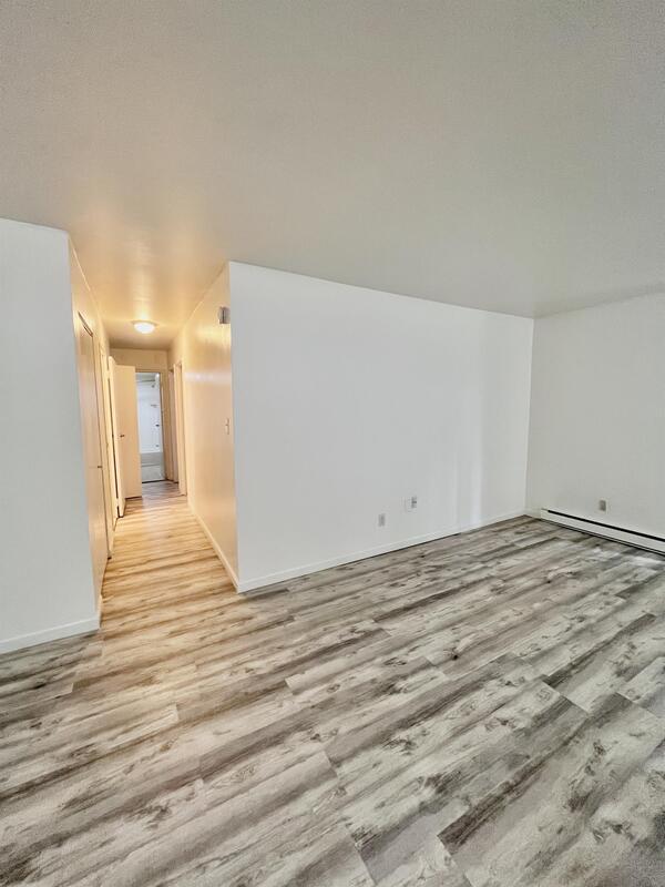 Building Photo - 2248 Hamilton St