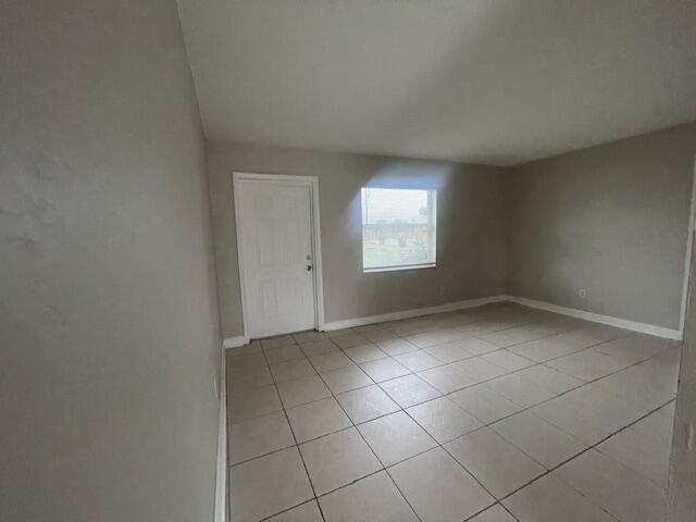 Building Photo - 1205 Ave K