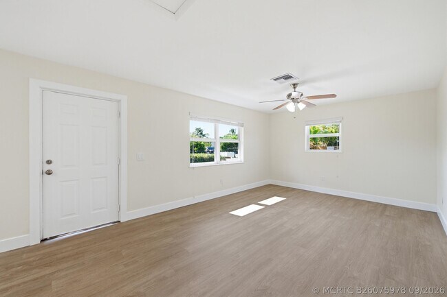 Building Photo - 351 Wickline Blvd