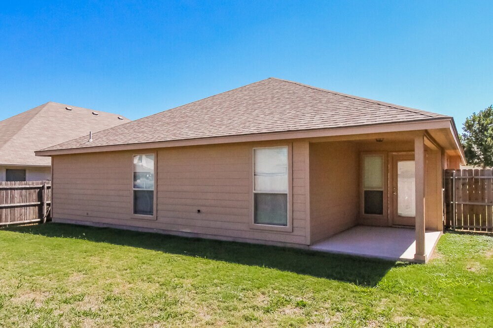 Building Photo - 824 San Felipe Trail