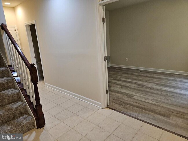 Building Photo - 11709 Leesborough Cir