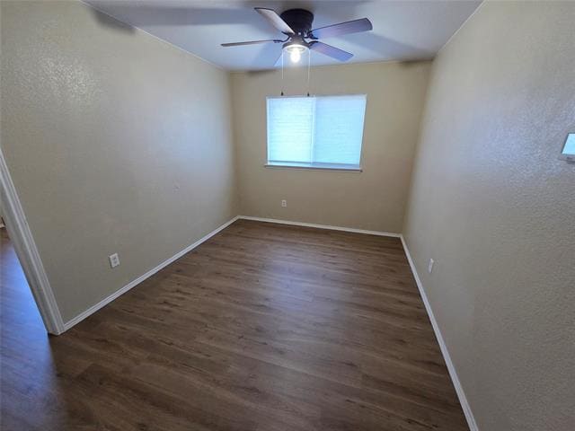 Building Photo - 2326 Kingsway Dr