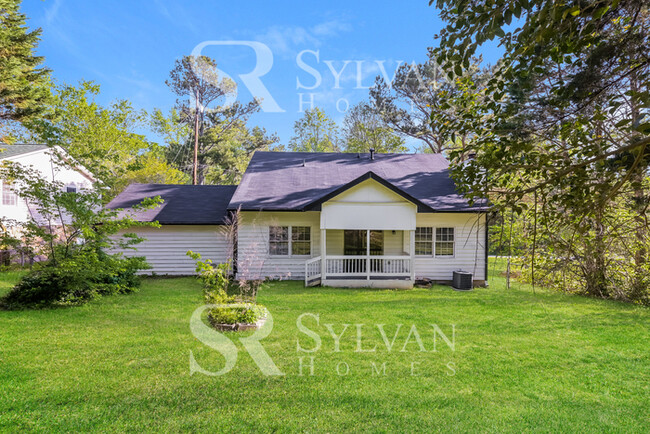 Building Photo - Lovely Home for You