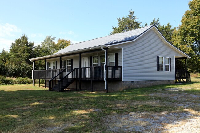 Building Photo - 1042 Murray-Kittrell Rd