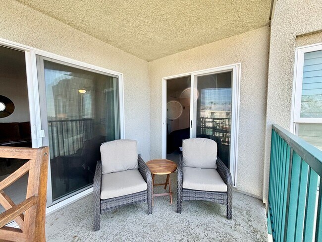 Building Photo - 3101 P312 | Marina Monthly Rental | Monthl...
