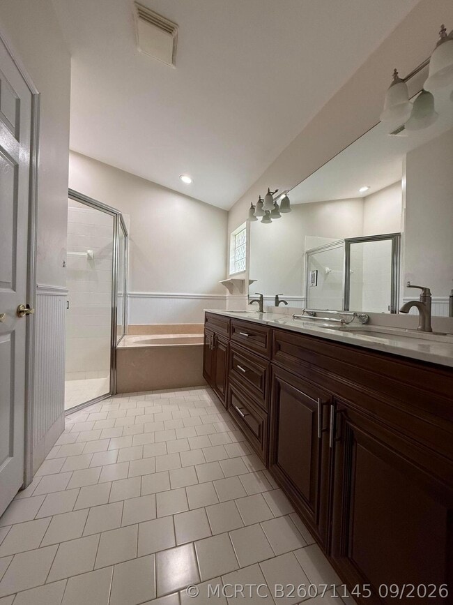 Building Photo - 5140 Marla Dr