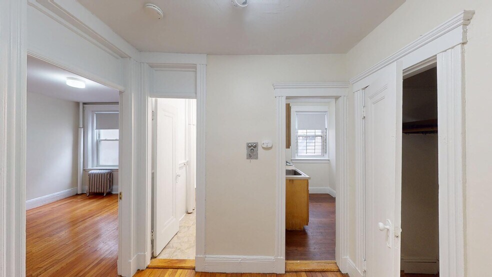 Building Photo - 1191 Boylston St