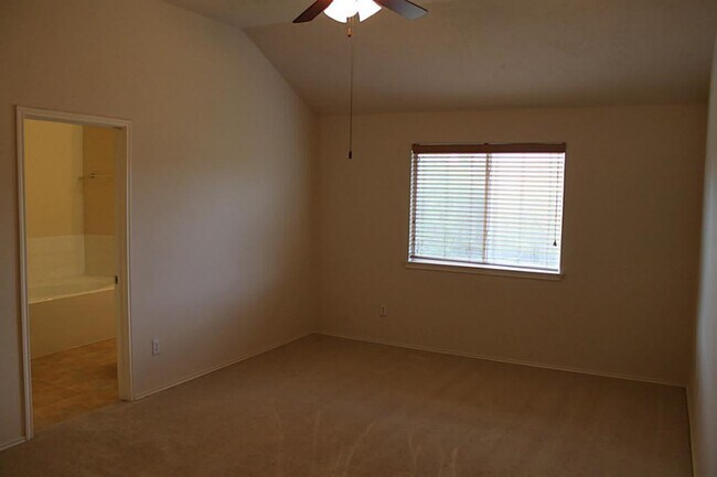 Building Photo - 2502 Balsam Ridge Way