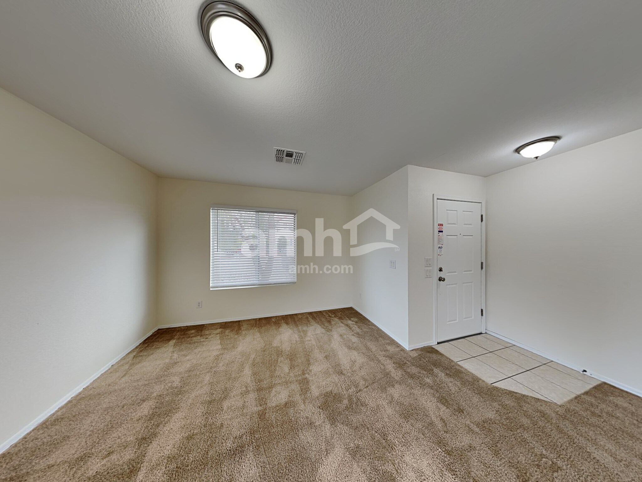Building Photo - 3631 E Foxtrotter Rd