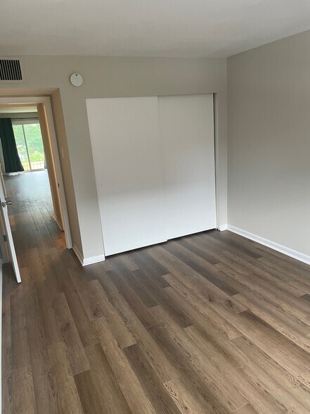 Beroom 1 - 328 Hermit St