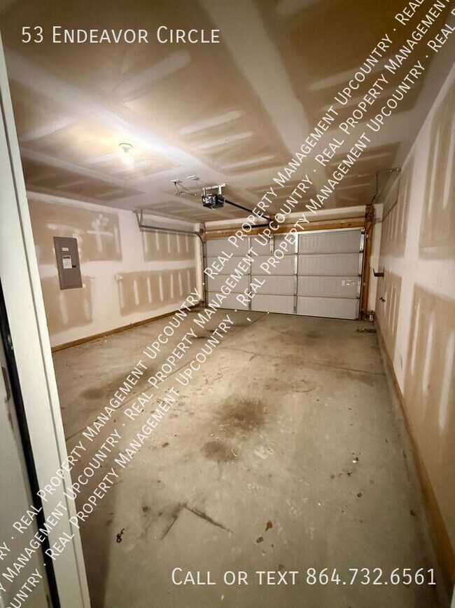 Building Photo - 53 Endeavor Cir