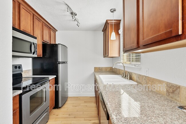 Building Photo - 4857 W Targee St