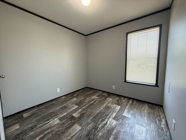 Building Photo - 11796 Cascade Cir