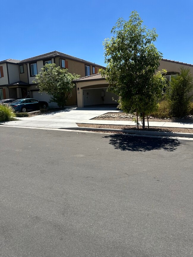 Building Photo - 24255 Insignia Dr