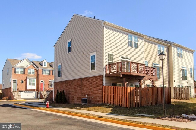 Building Photo - 6266 Summit Point Ct