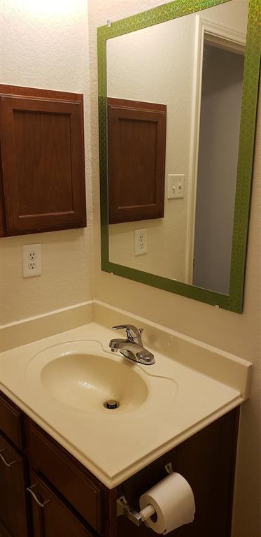 Building Photo - 1119 Desert Oasis Ln