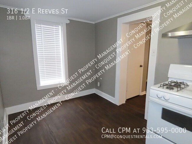 Building Photo - Unique Studio Apartment Near Hospital Dist...