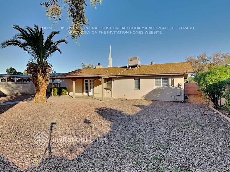 Building Photo - 243 E Cullumber Ave