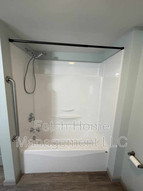 Building Photo - 34 N Lee St