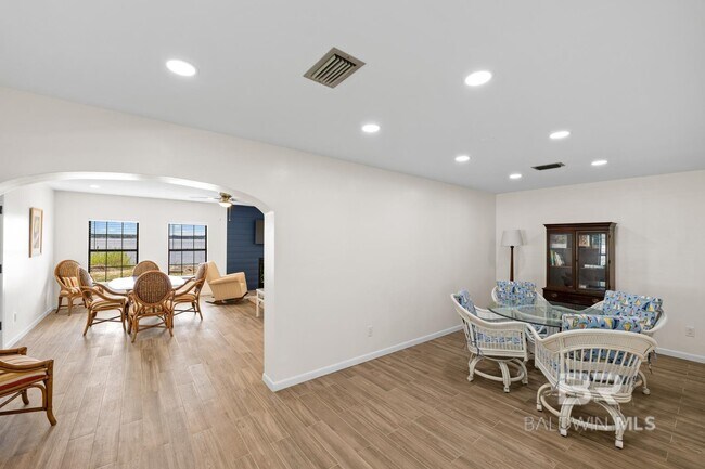 Building Photo - 35676 Boykin Blvd