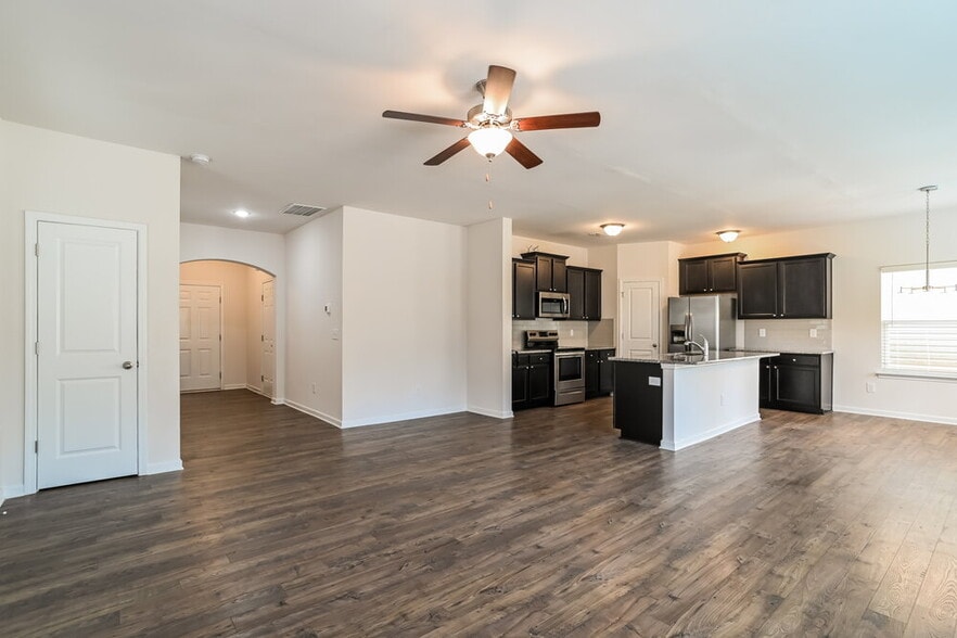 Building Photo - 4338 Drifter Dr