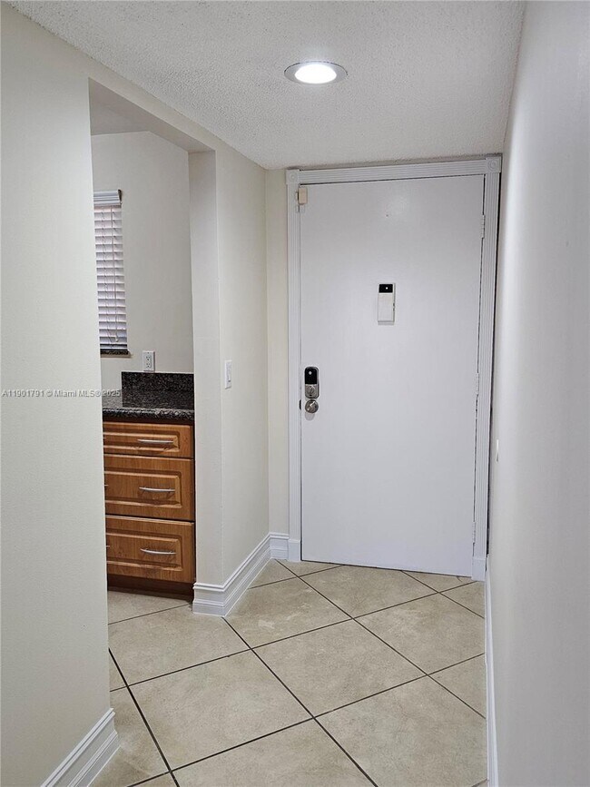 Building Photo - 8415 SW 107th Ave