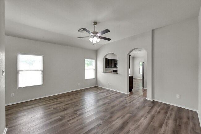 Building Photo - 9594 E Woodmark