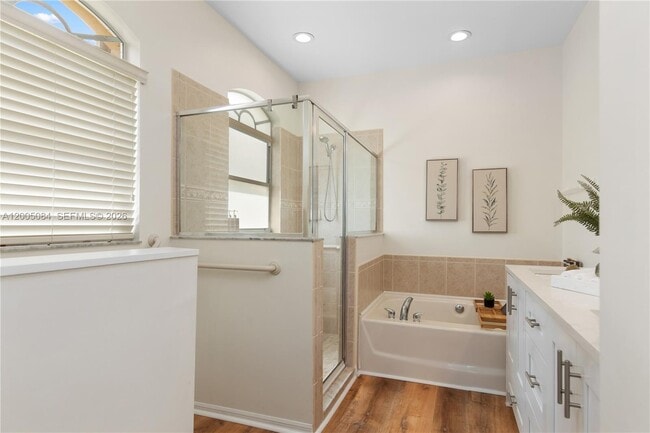 Building Photo - 1896 Crestview Way