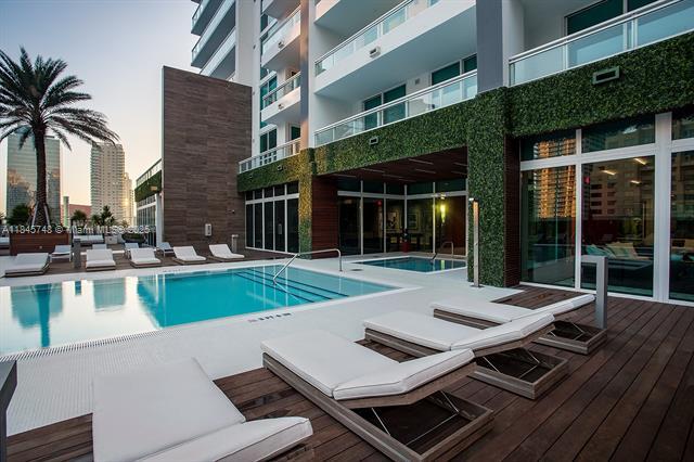 Building Photo - 1080 Brickell Ave