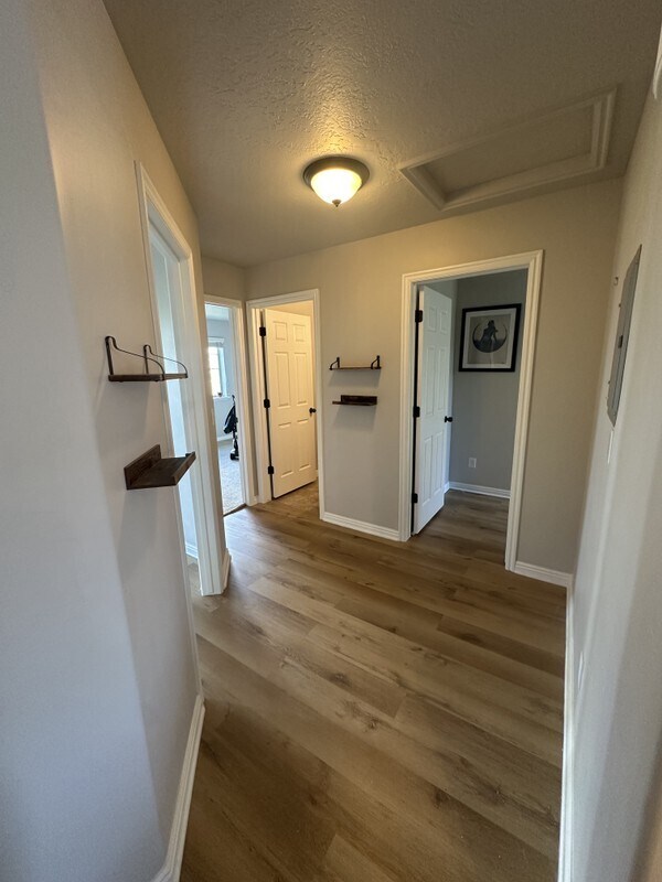 Building Photo - 2520 450 S