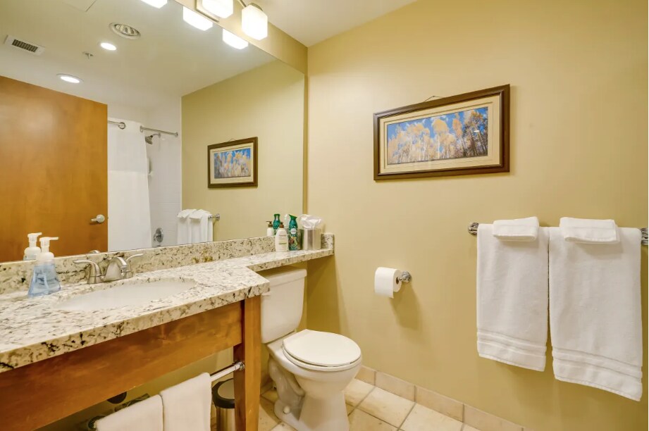 Building Photo - 3720 Sundial Ct